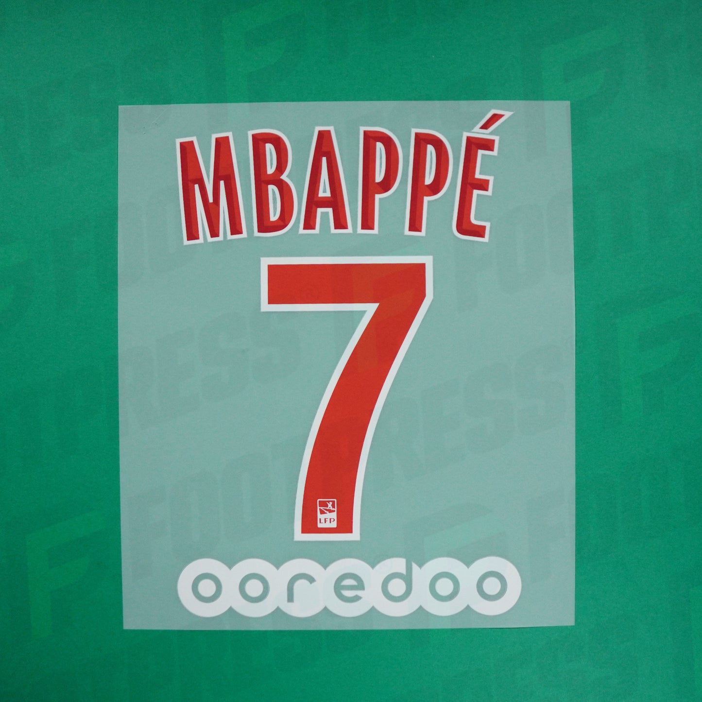 Official Nameset - Paris Saint-Germain CHILD, Mbappé, 2018/2019, Home JUNIOR, Red (PSG)